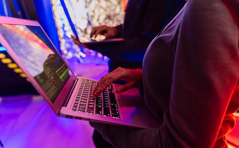 Risker och utmaningar med tekniken i onlinekasinon